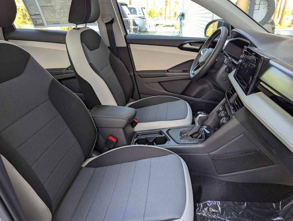 2025 Volkswagen Taos S - Photo 20