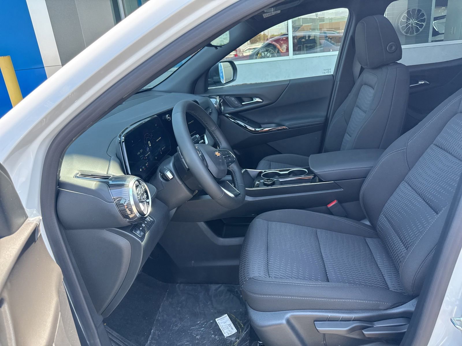 2026 Chevrolet Equinox LT - Photo 9