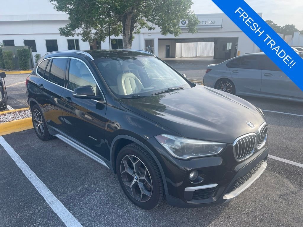 Used 2016 Green BMW xDrive28i image 1