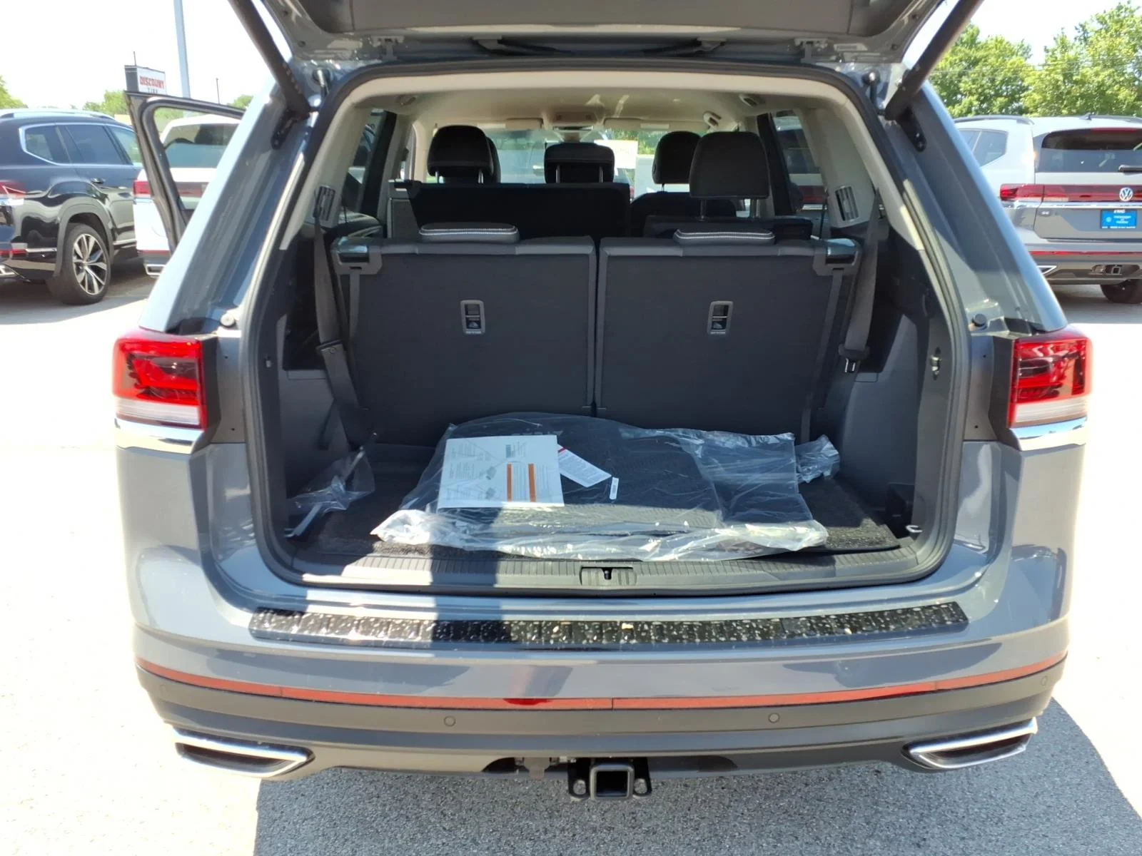 New 2026 Pure Gray Volkswagen 2.0T SE W/Technology 4MOT image 22