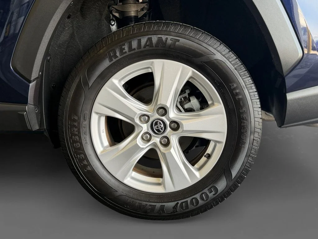 Used 2020 Blue Toyota XLE image 16