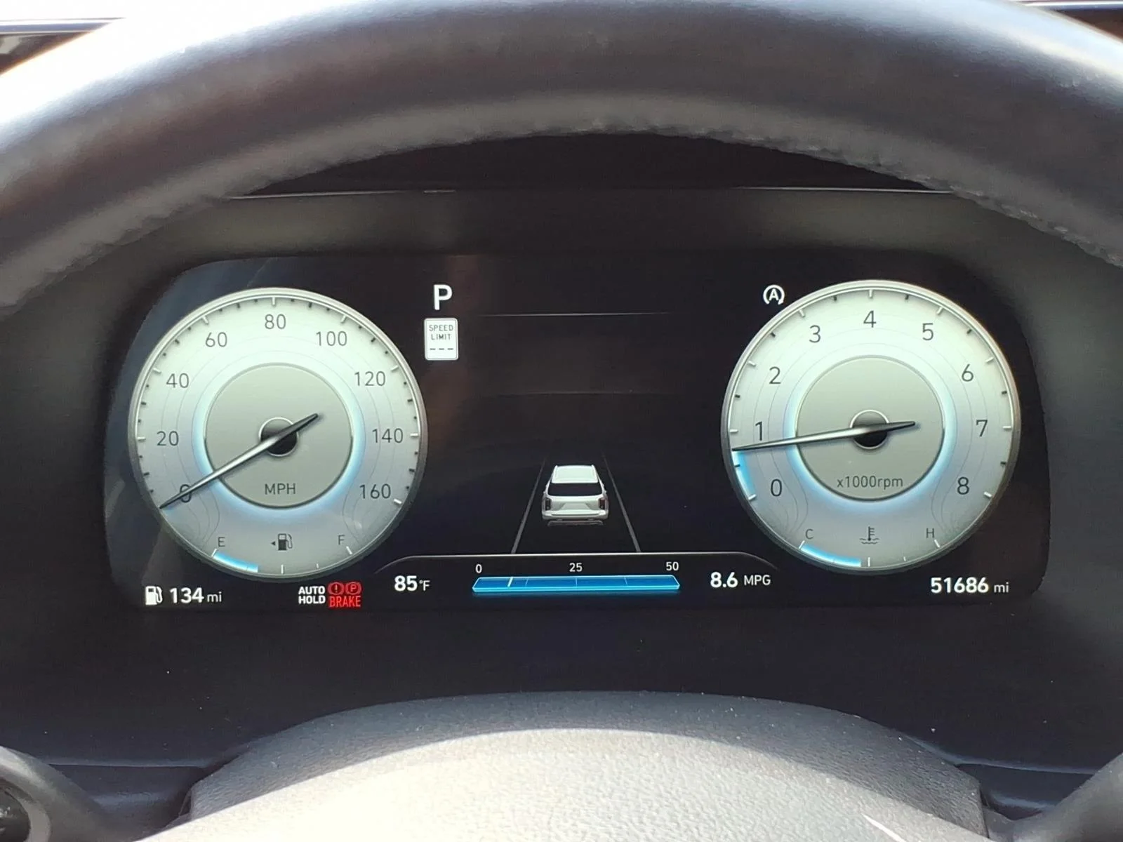 Used 2024 Hyper White Hyundai SEL 7P image 14