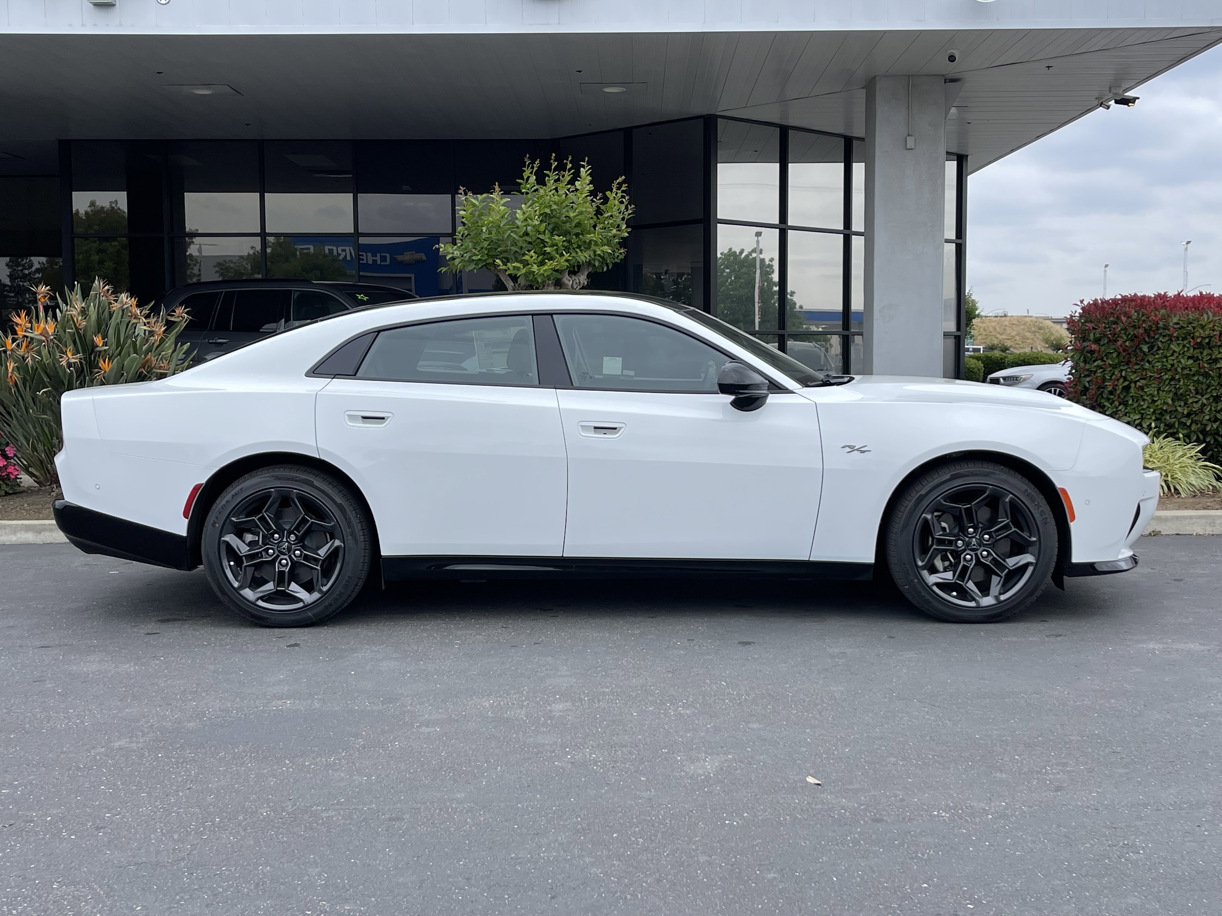 New 2026 White Knuckle Exterior Paint Dodge R/T image 5