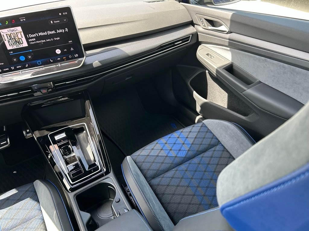 New 2026 Blue Volkswagen 2.0T image 10