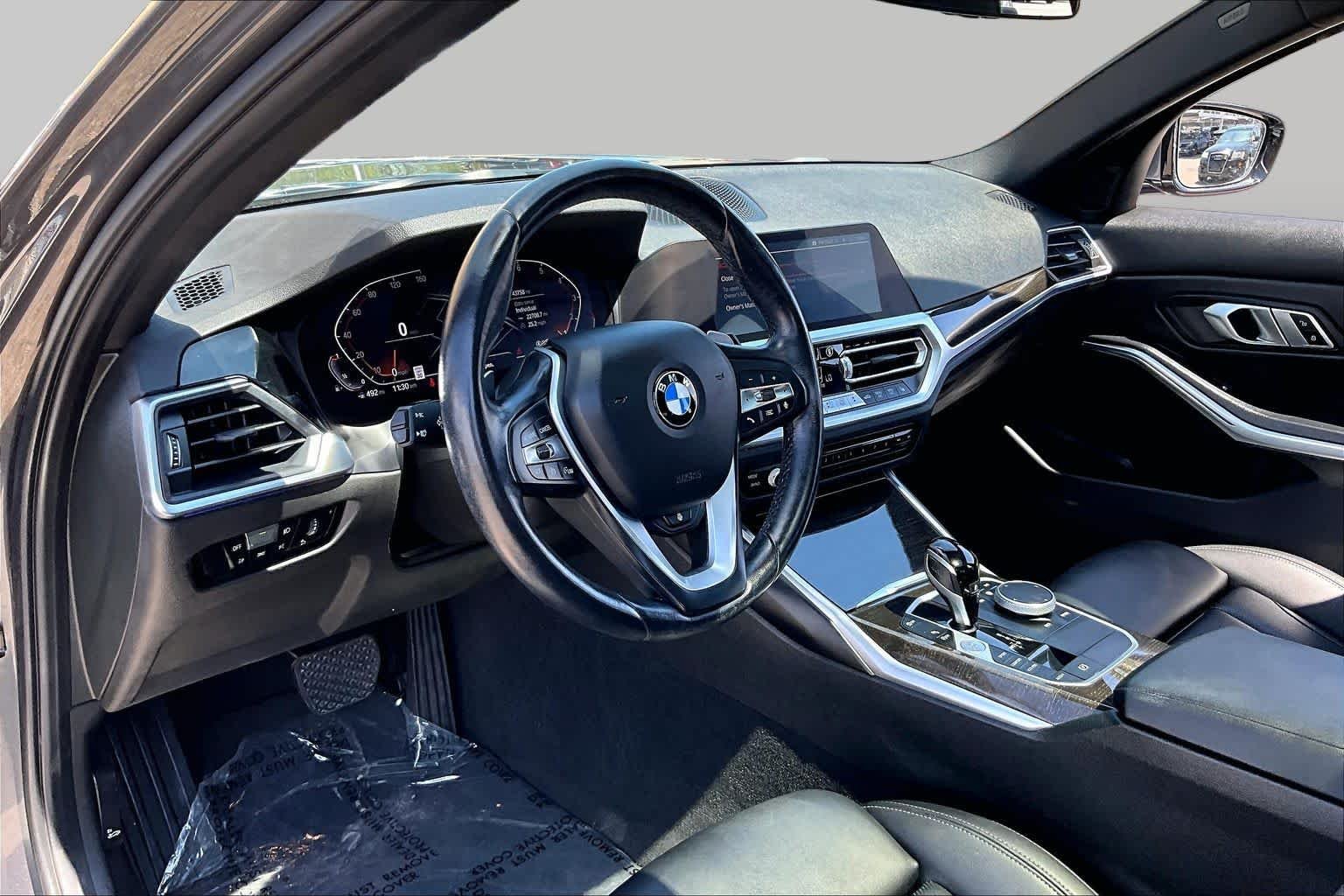 Used 2022 Mineral Grey Metallic BMW 330i image 17