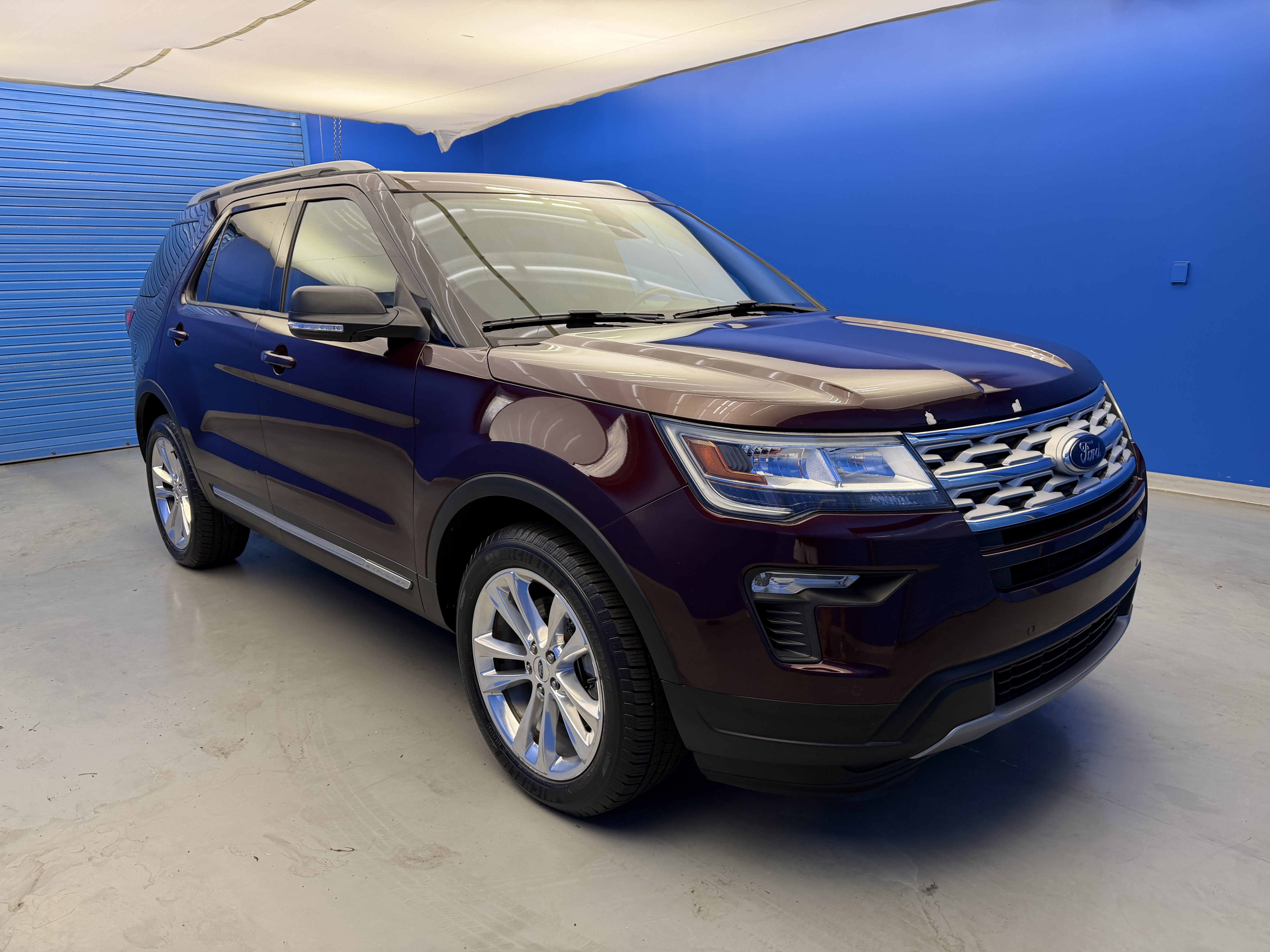 Used 2019 Burgundy Velvet Metallic Tinted Clearcoat Ford XLT image 2