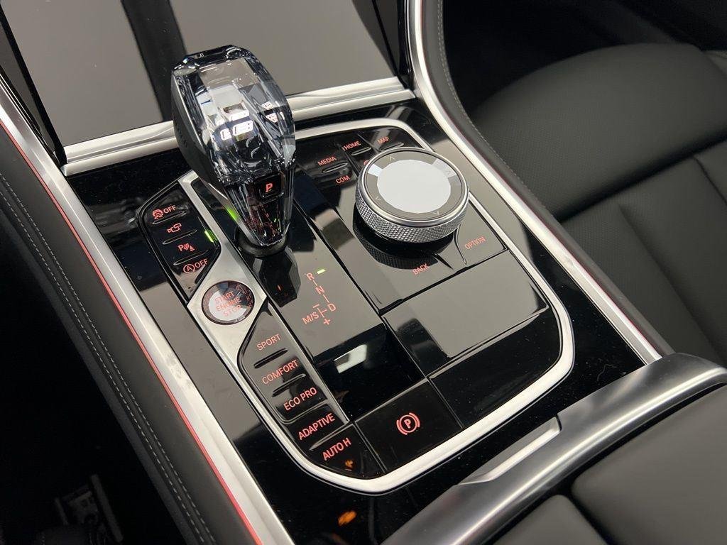2026 BMW 8 Series 840i - Photo 11