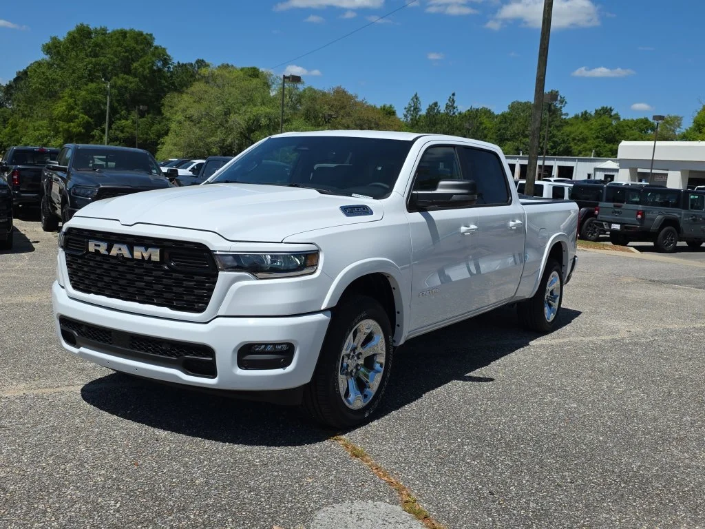 New 2026 Bright White Clear-Coat Exterior Paint RAM Big Horn/Lone Star image 8
