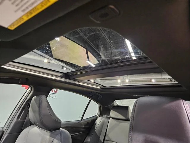 Certified Used 2025 PRECIOUS METAL Toyota  image 25
