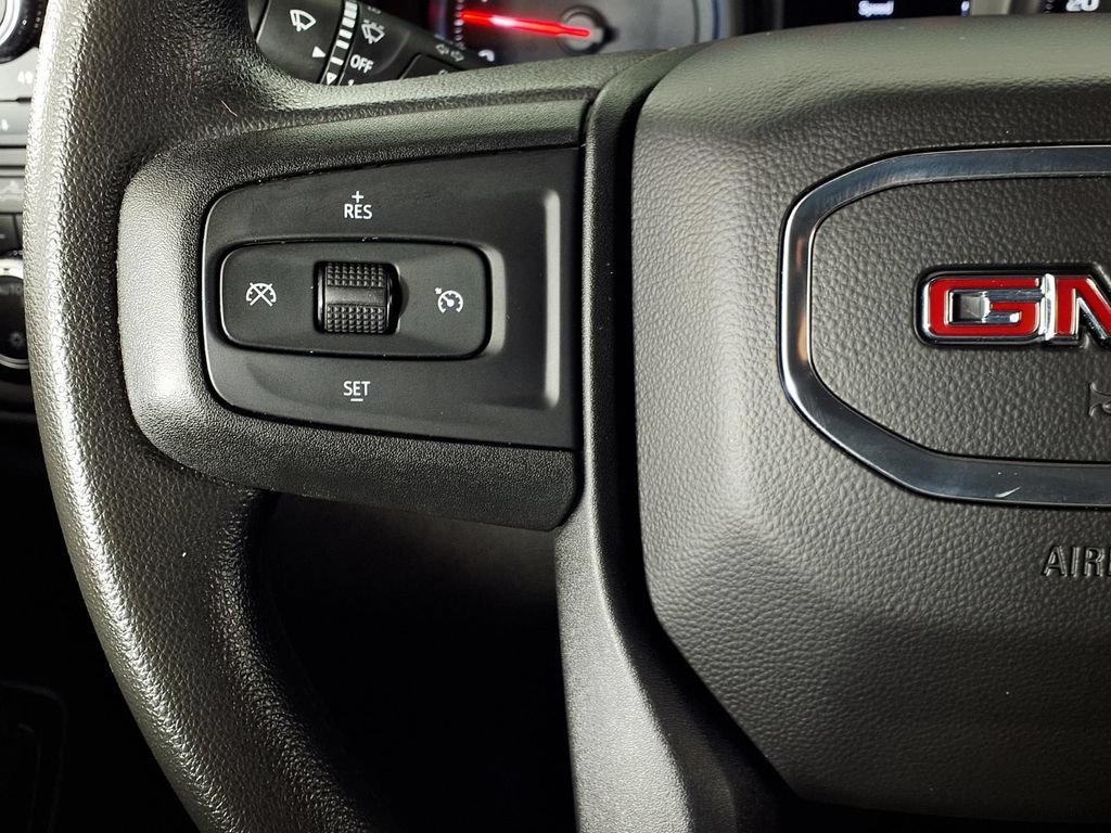 Used 2023 SUMMIT WHITE GMC Pro image 18