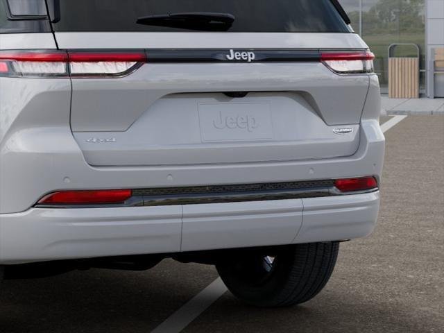 New 2026 Bright White Clear-Coat Exterior Paint Jeep Summit image 91