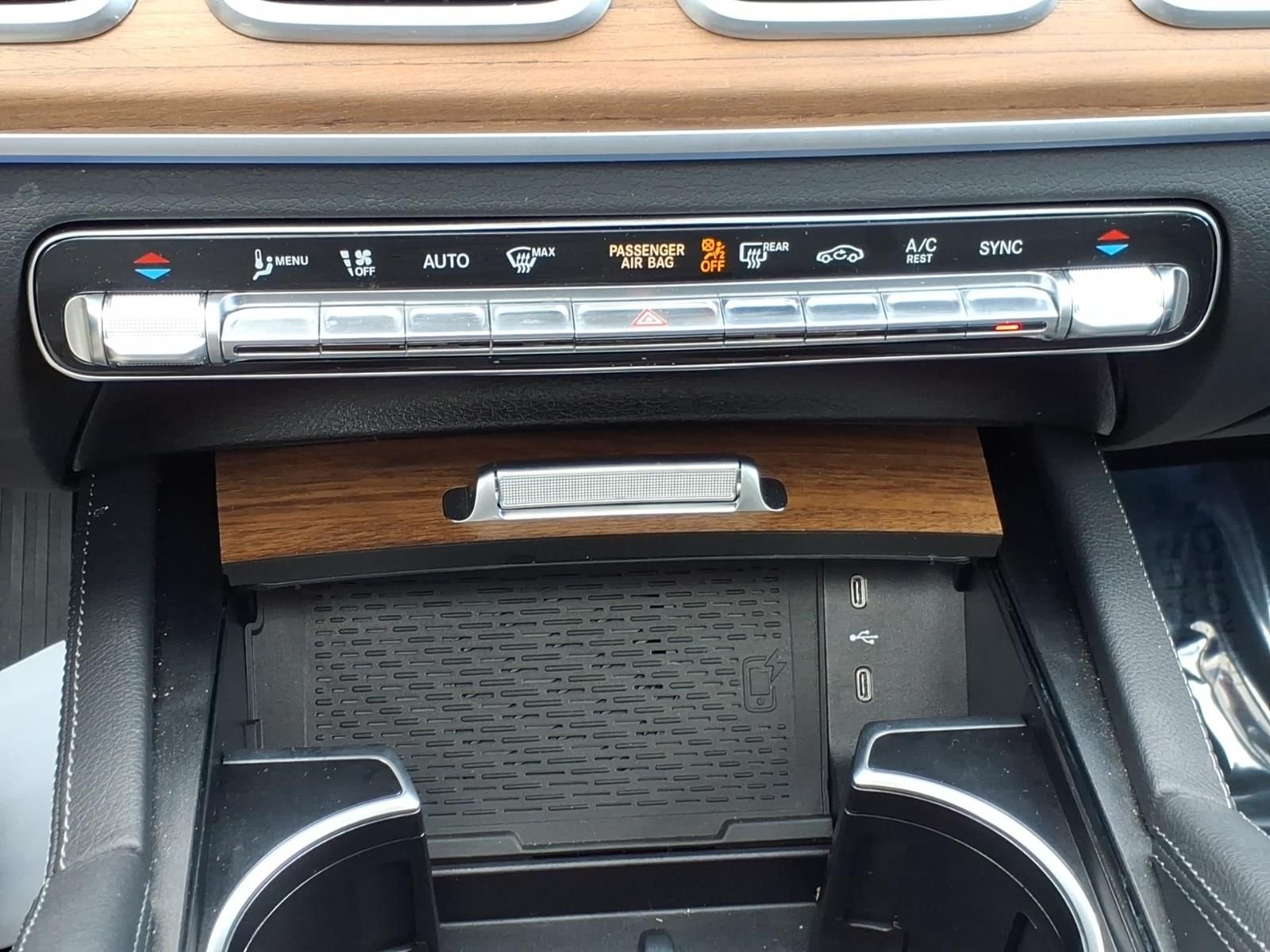 Certified Used 2025  Mercedes-Benz GLE 350 image 18