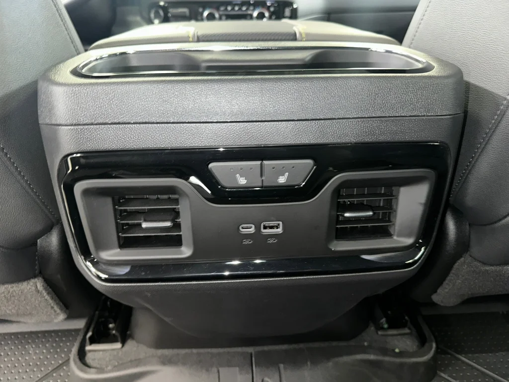 2026 Chevrolet Silverado 1500 ZR2 - Photo 23