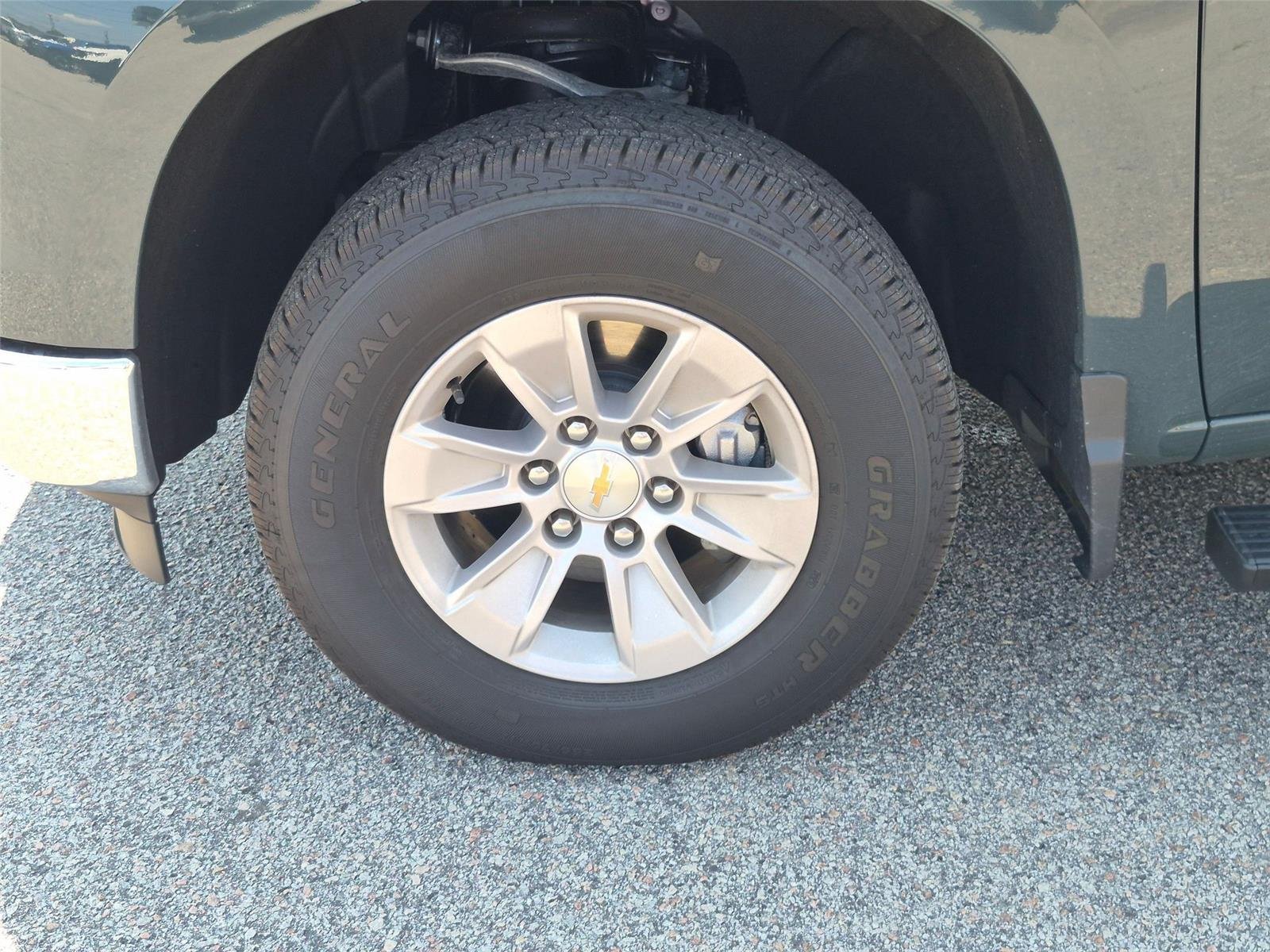 Used 2026 Cypress Gray Chevrolet LT image 10