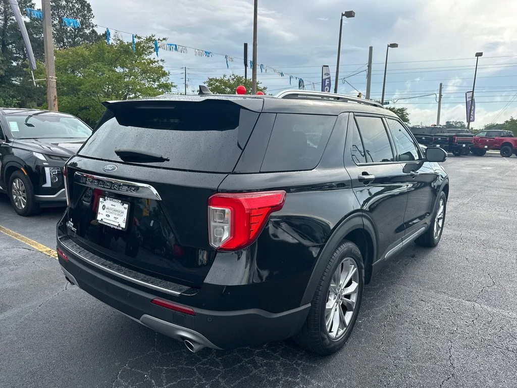 Used 2021 Black Ford Limited image 7