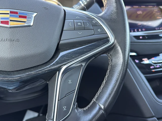 Used 2022 White Cadillac Premium Luxury image 17