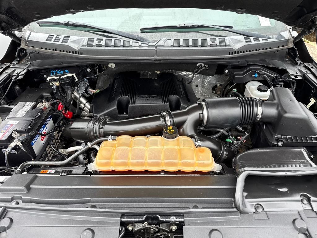 Used 2017 Gray Ford Lariat image 31