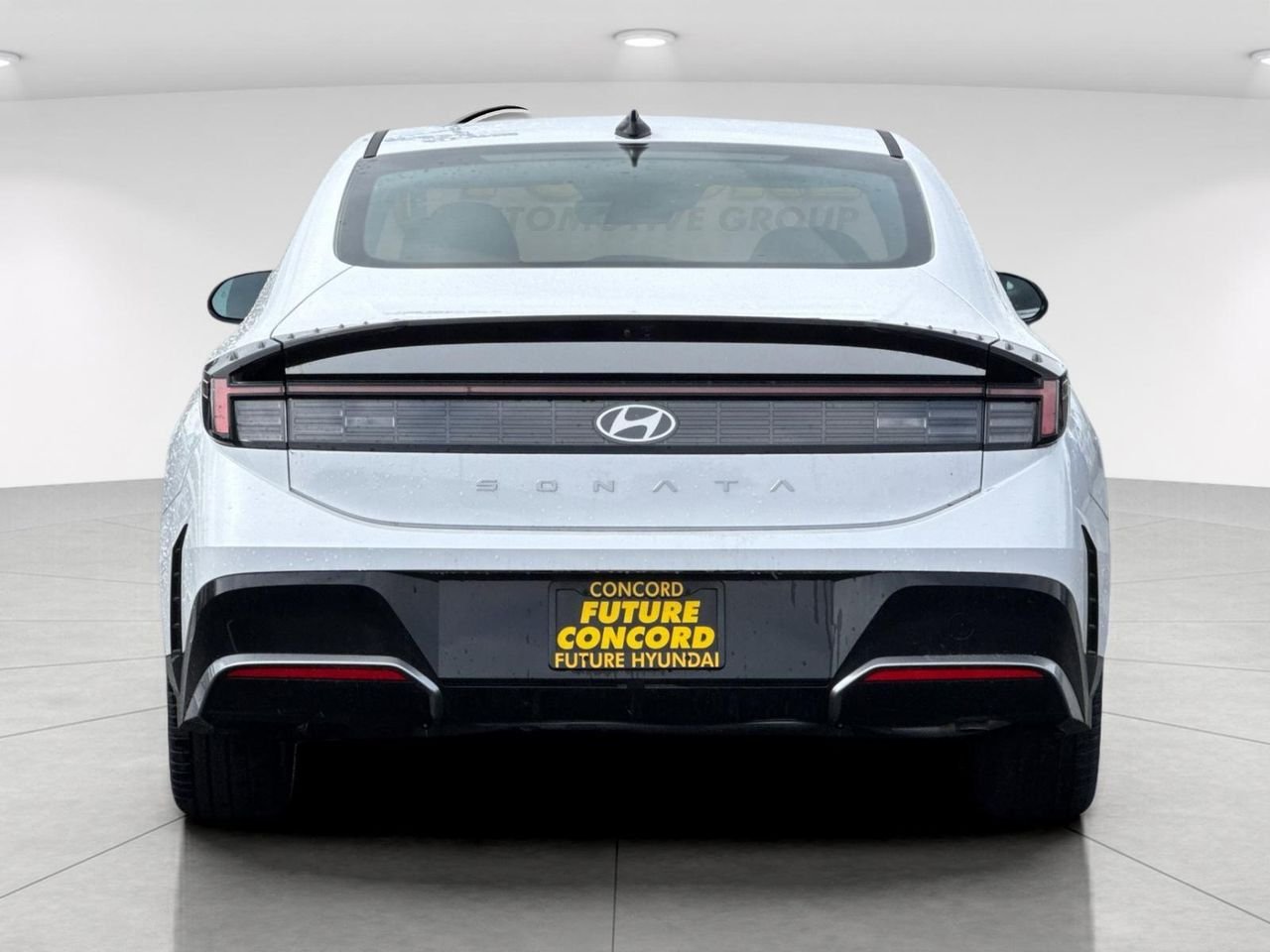 New 2026 White Hyundai SEL Sport image 4
