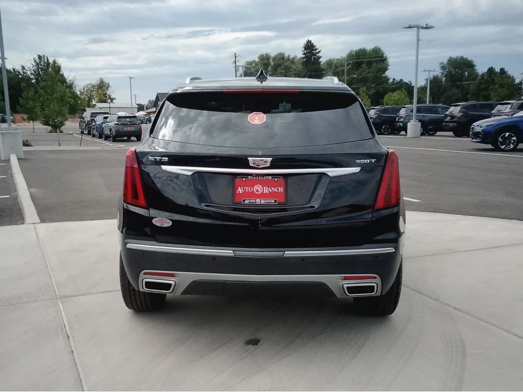 Used 2020 Stellar Black Metallic Cadillac Premium Luxury FWD image 4