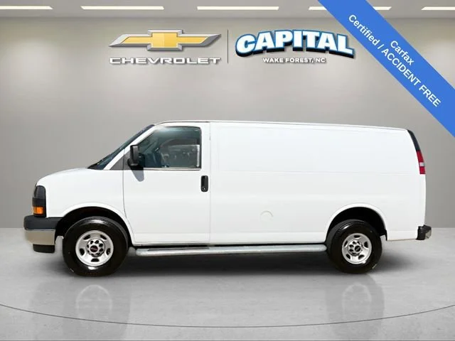 Used 2024 Summit White GMC Work Van image 3