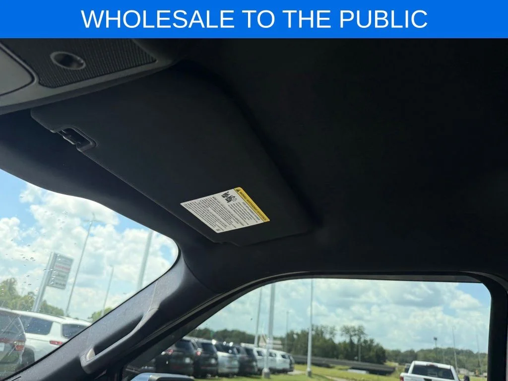Used 2016 White Ford Platinum image 12