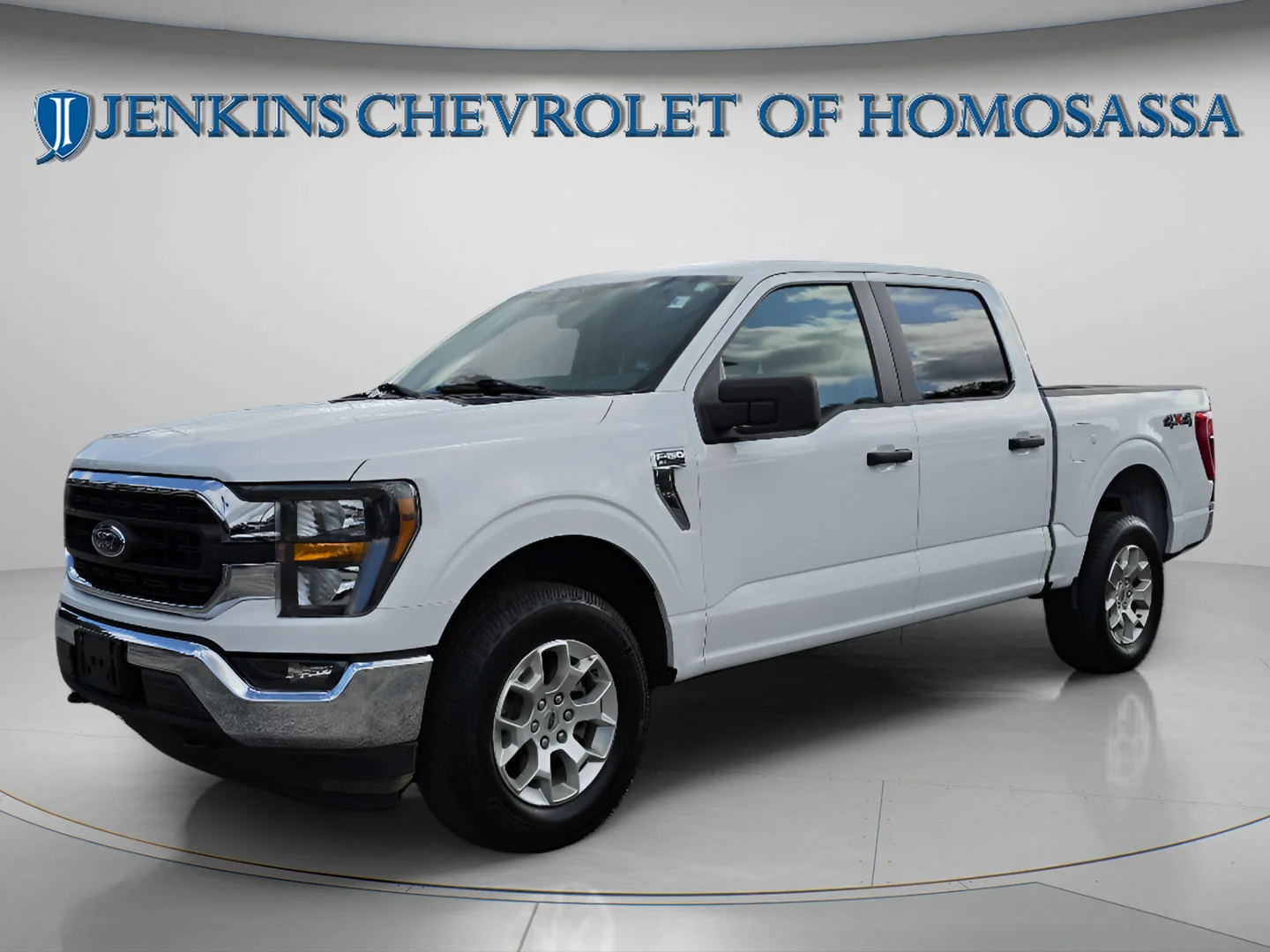Used 2023 Oxford White Ford XLT image 10