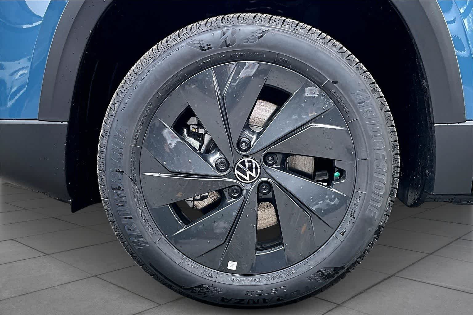 New 2026 Monterey Blue Pearl Volkswagen 1.5T S image 11