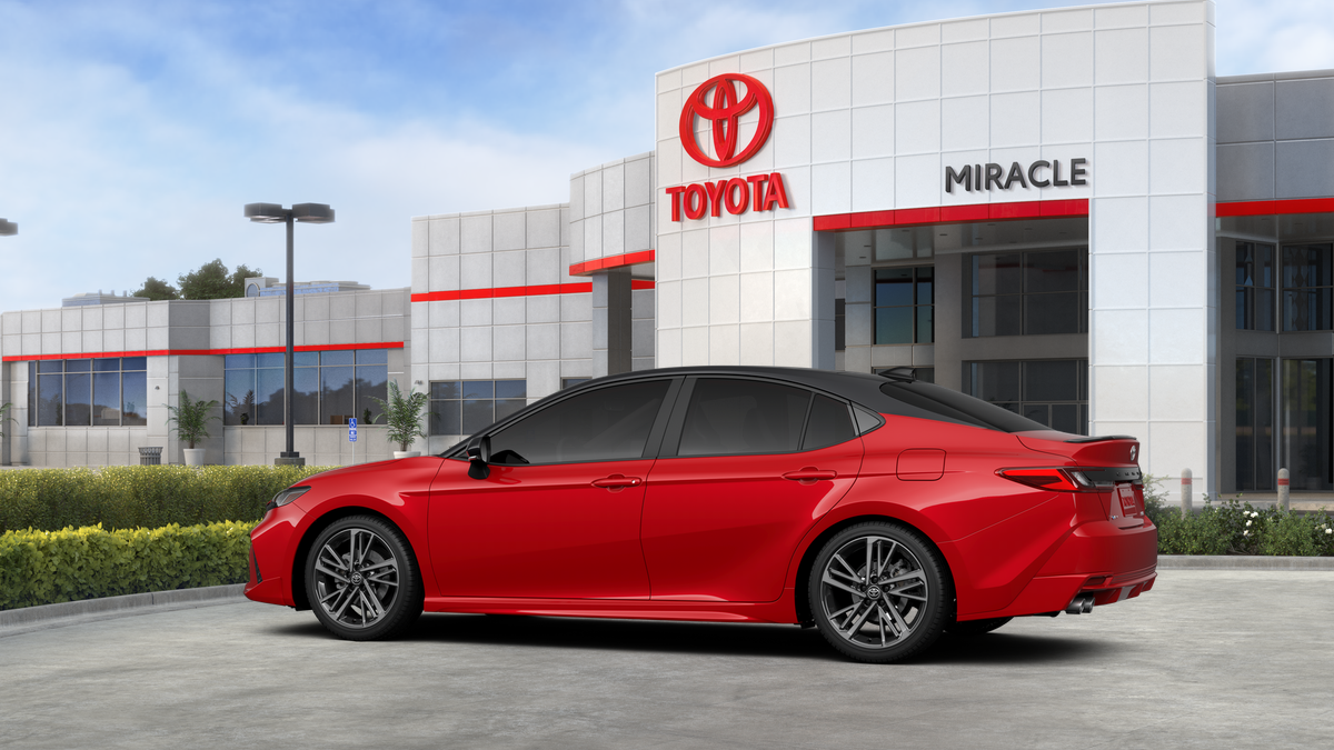 New 2025 Supersonic Red with Midnight Black Metallic roof Toyota XSE image 5