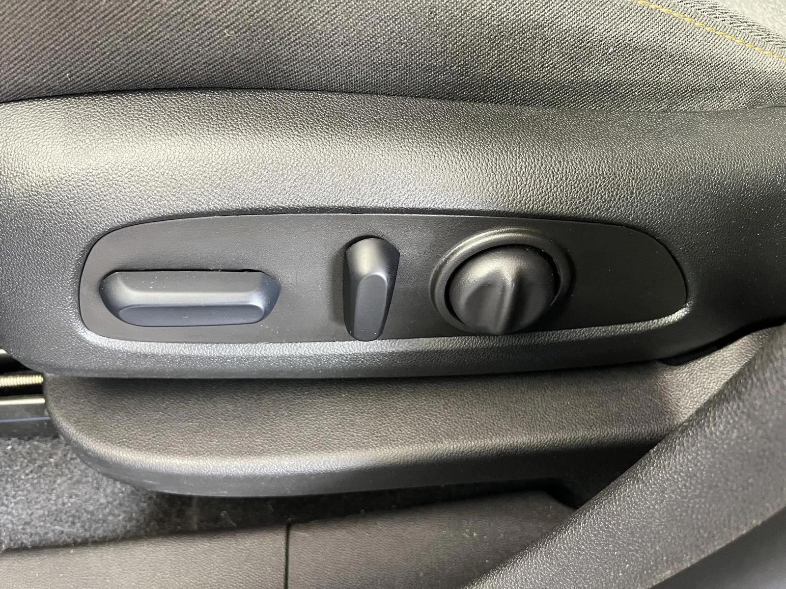 Used 2024 Riptide Blue Metallic Chevrolet LT image 7
