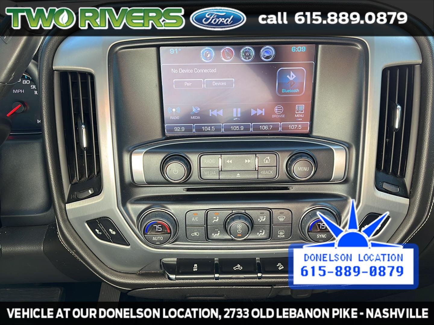 Used 2018 White Frost Tri-Coat GMC SLE image 28