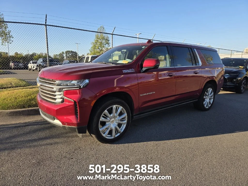 Used 2021 Red Chevrolet High Country image 10