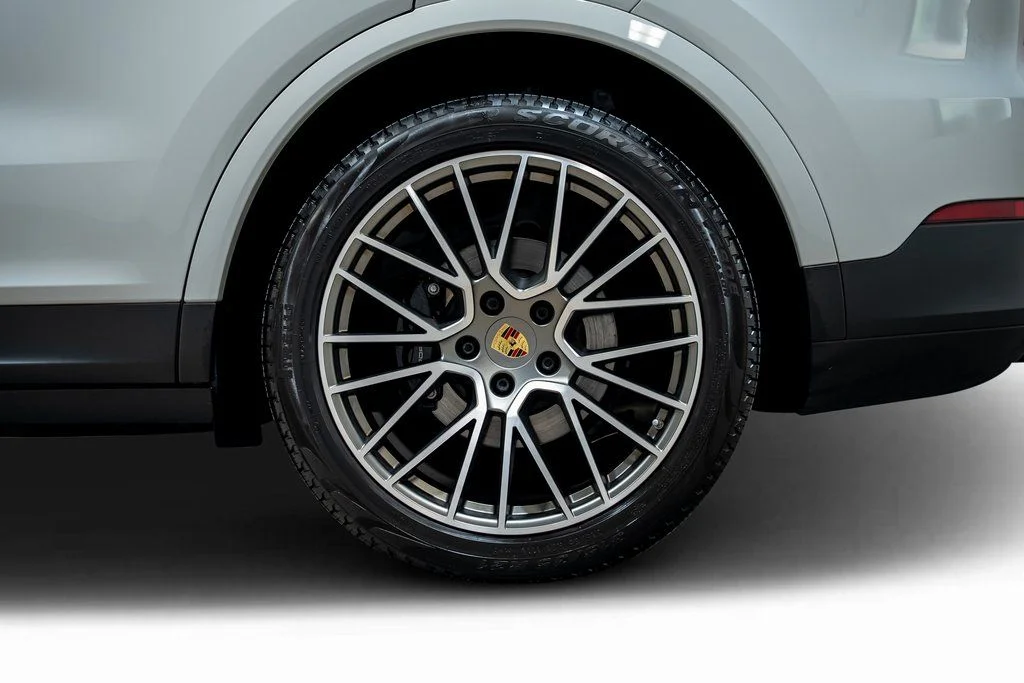 Used 2022  Porsche S Platinum Edition image 24