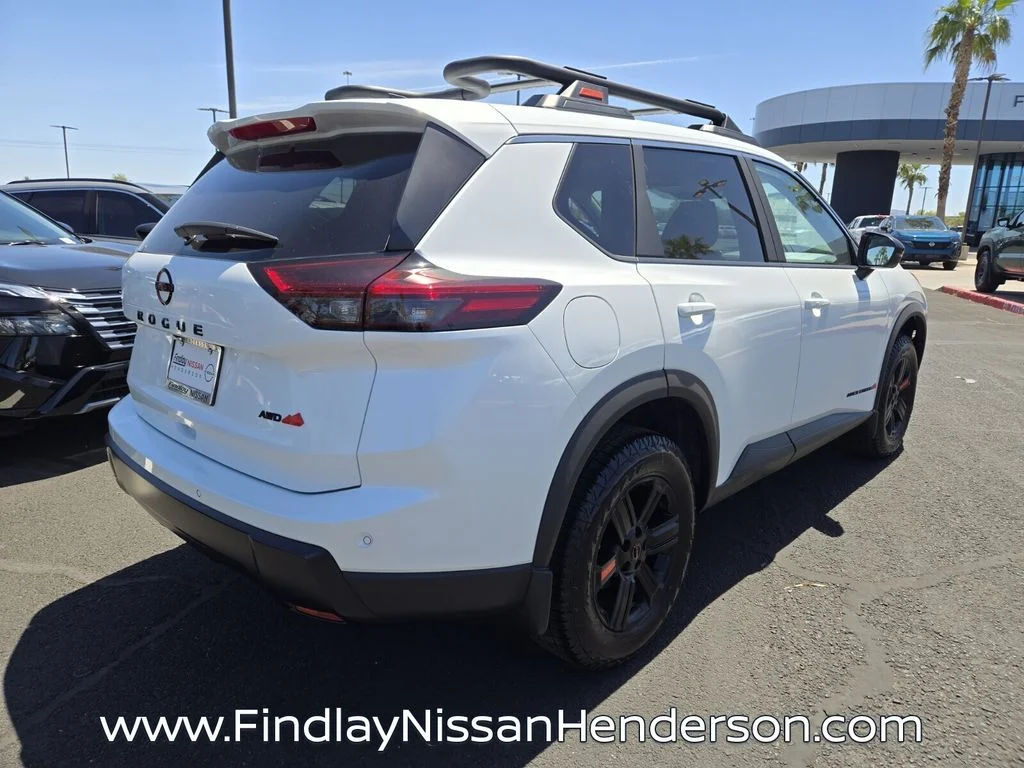 New 2026 Everest White Pearl TriCoat Nissan Rock Creek® image 7