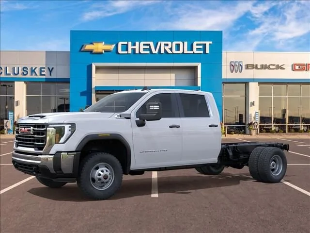 New 2025 Summit White GMC Pro image 2