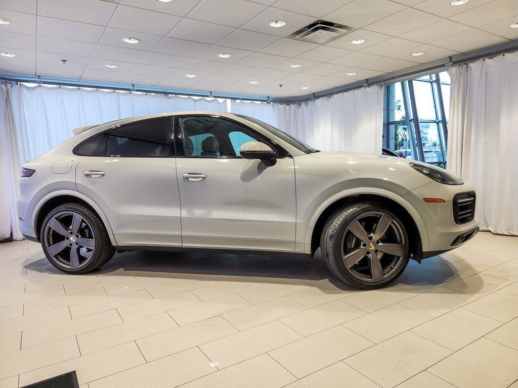 2023 Porsche Cayenne Coupe Platinum Edition - Photo 5