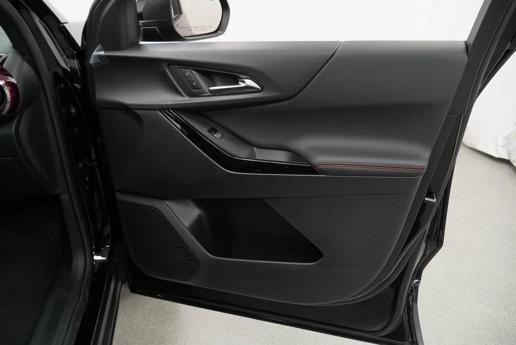 2027 Chevrolet Equinox RS - Photo 29