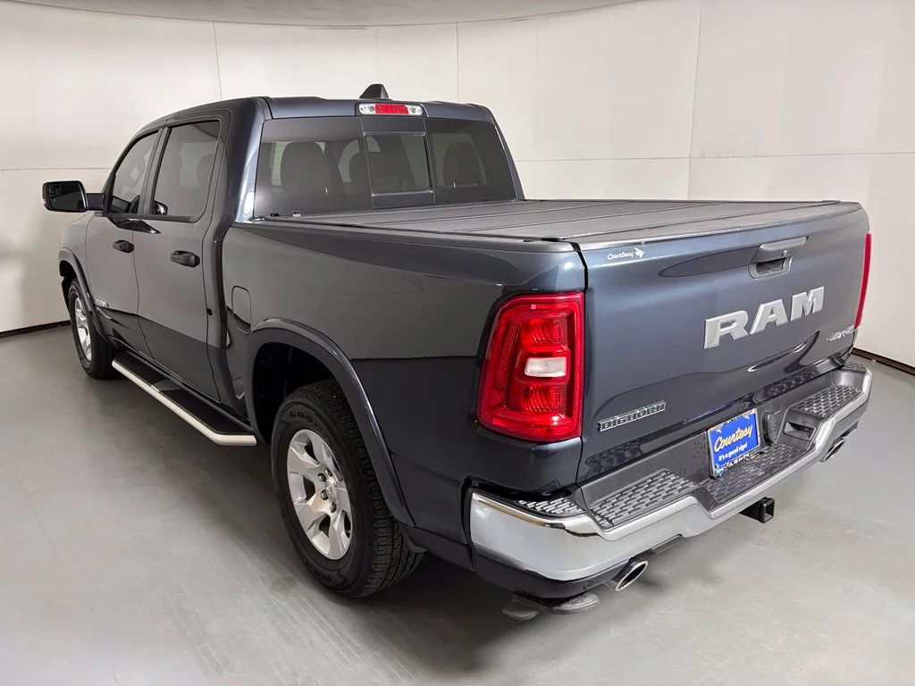 Used 2025 Blue Ram Big Horn/Lone Star image 6