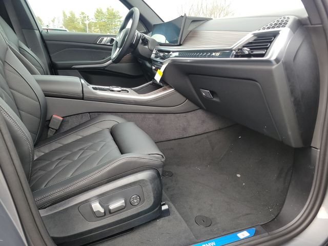 Used 2026 Gray BMW xDrive40i image 12