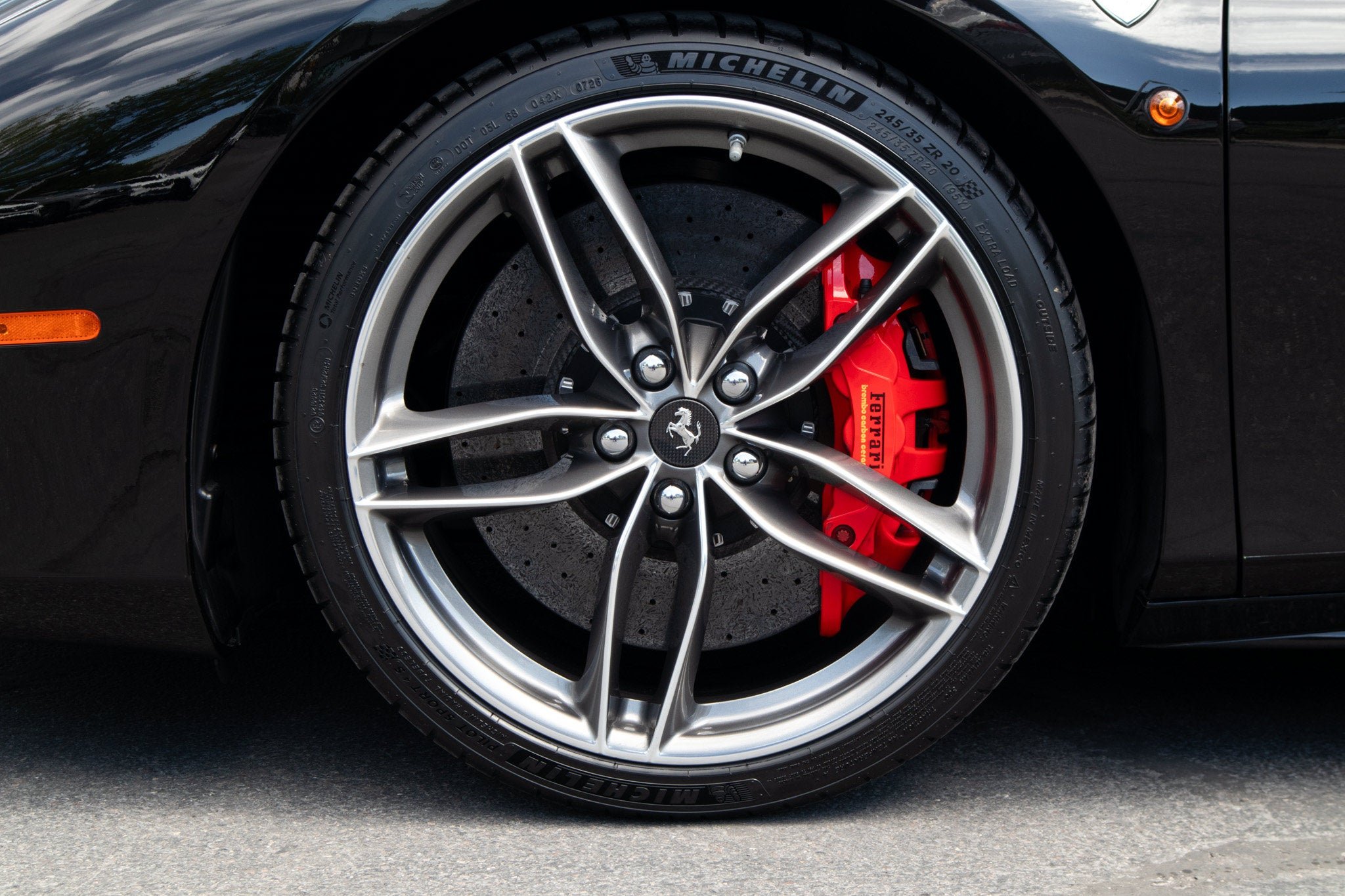 Used 2016 Nero Ferrari 2dr Cpe image 12