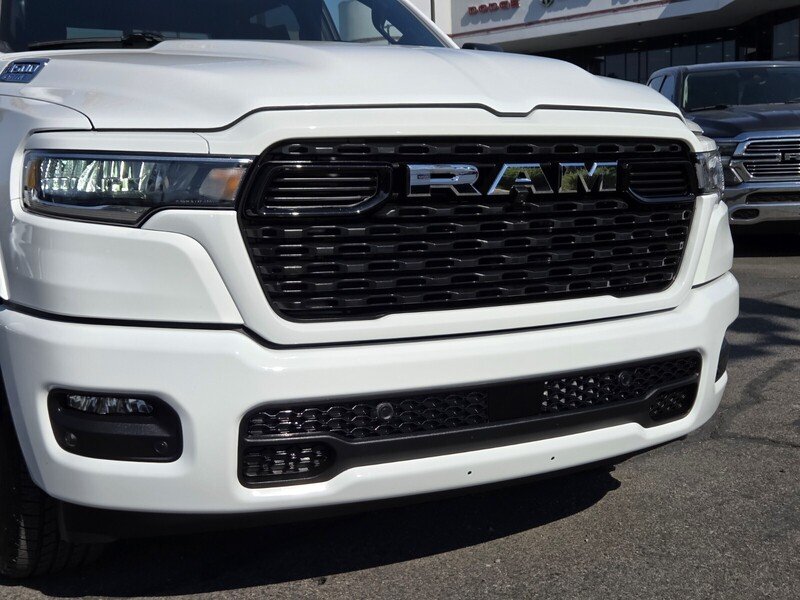 Used 2026 White Ram Big Horn/Lone Star image 9