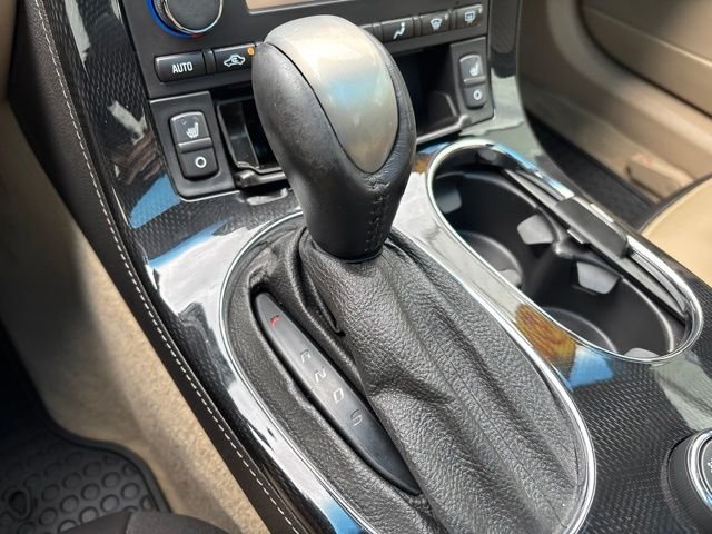 Used 2008 White Chevrolet Base image 29