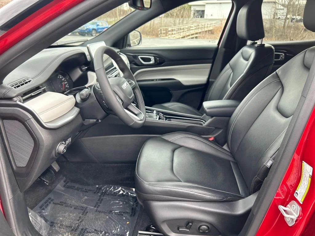 2026 Jeep Compass Limited - Photo 18