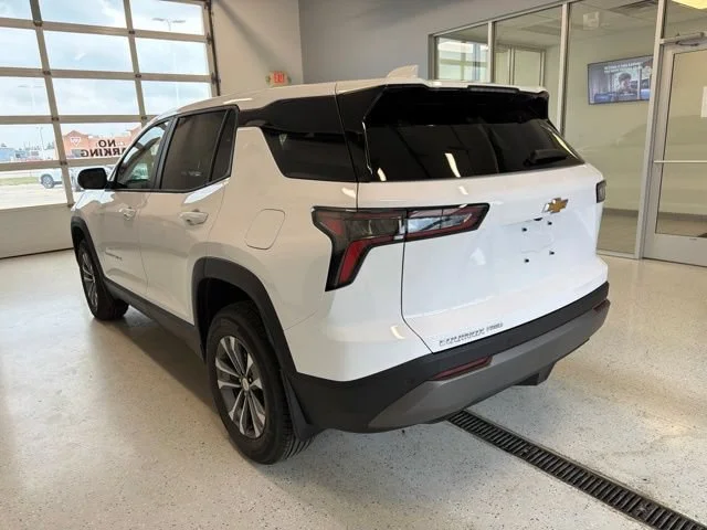 New 2027 Summit White Chevrolet LT image 6