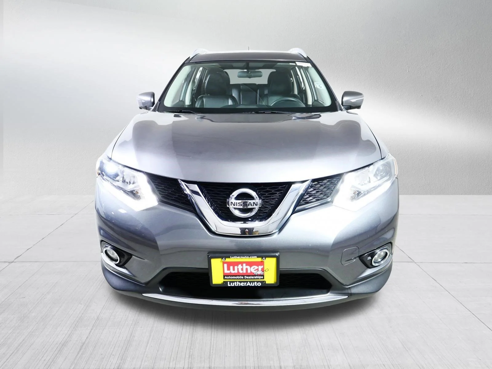 Used 2016 Nissan Rogue SL with VIN 5N1AT2MVXGC892484 for sale in Brooklyn Center, Minnesota