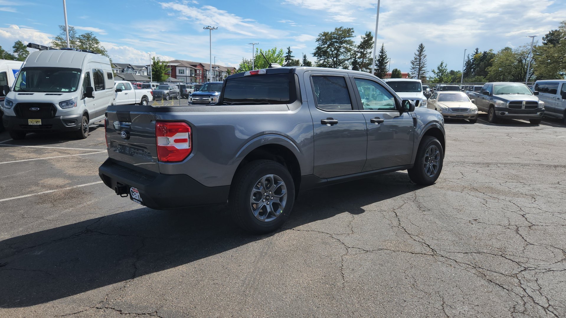New 2026 Carbonized Gray Metallic Ford XLT image 6