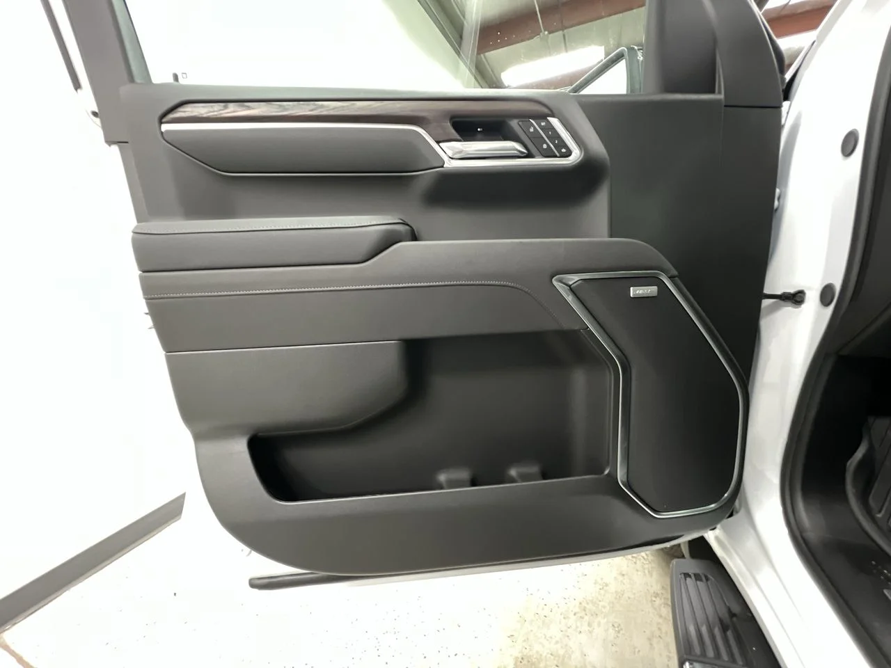2026 GMC Sierra 1500 SLT - Photo 82