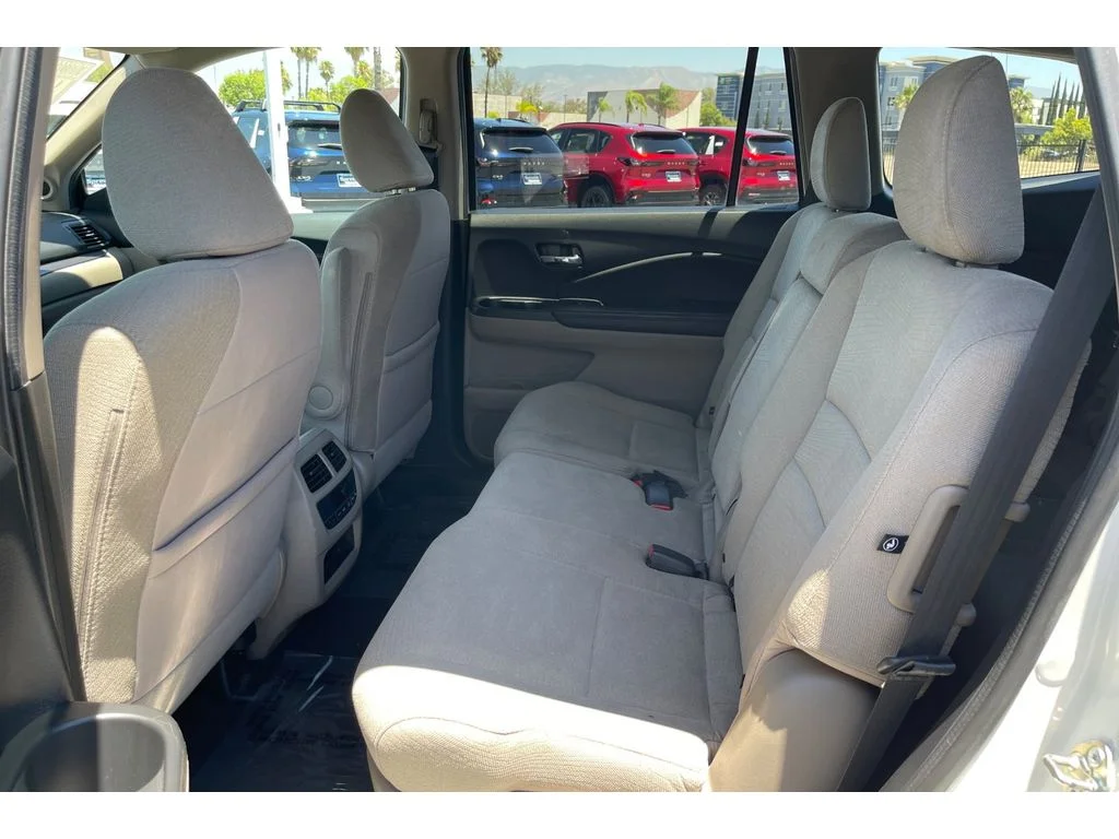 Certified Used 2018 White Diamond Pearl Honda EX image 14