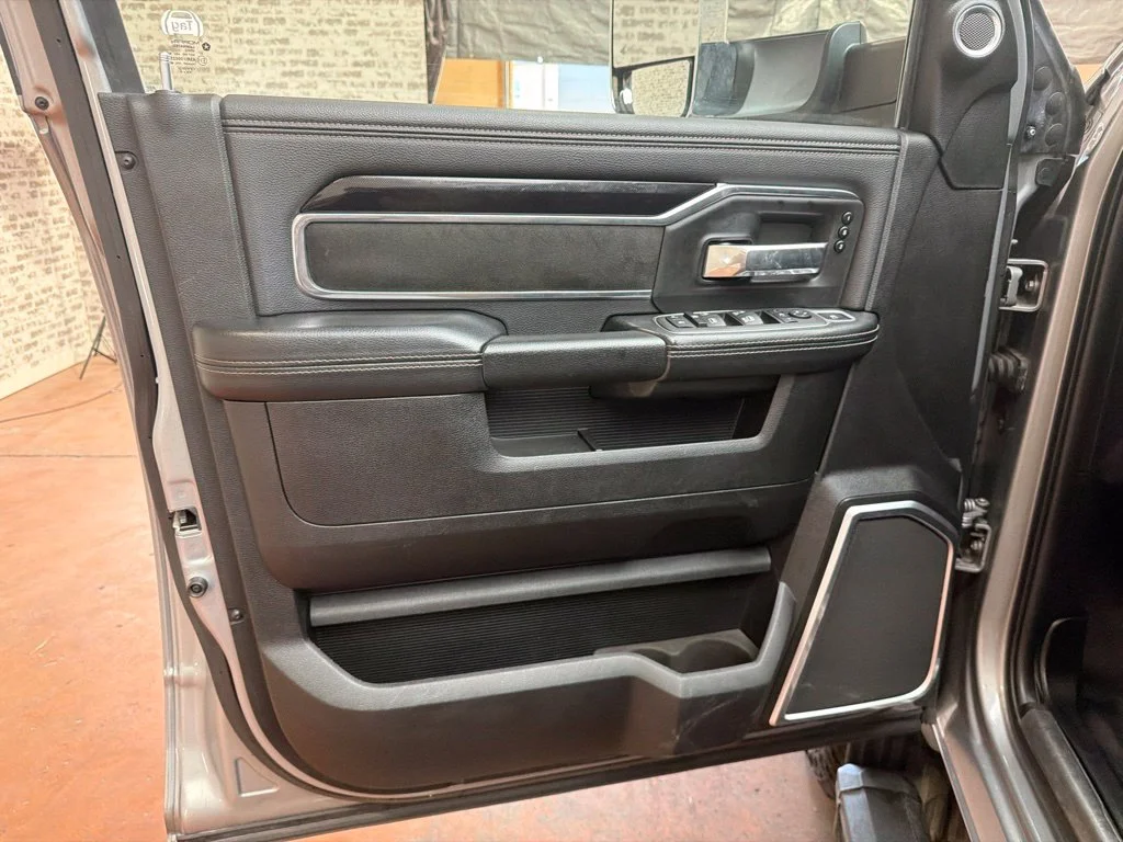Used 2022 Billet Silver Metallic Clearcoat Ram Laramie image 21