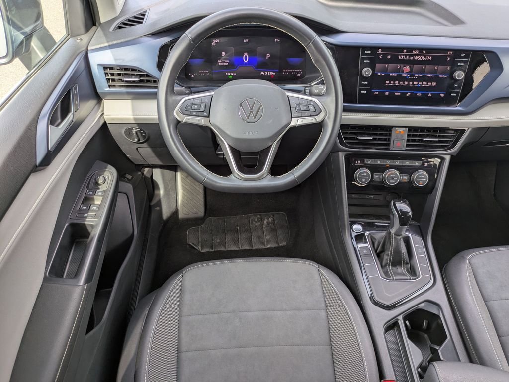 Used 2024 Gray Volkswagen 1.5T SE image 19