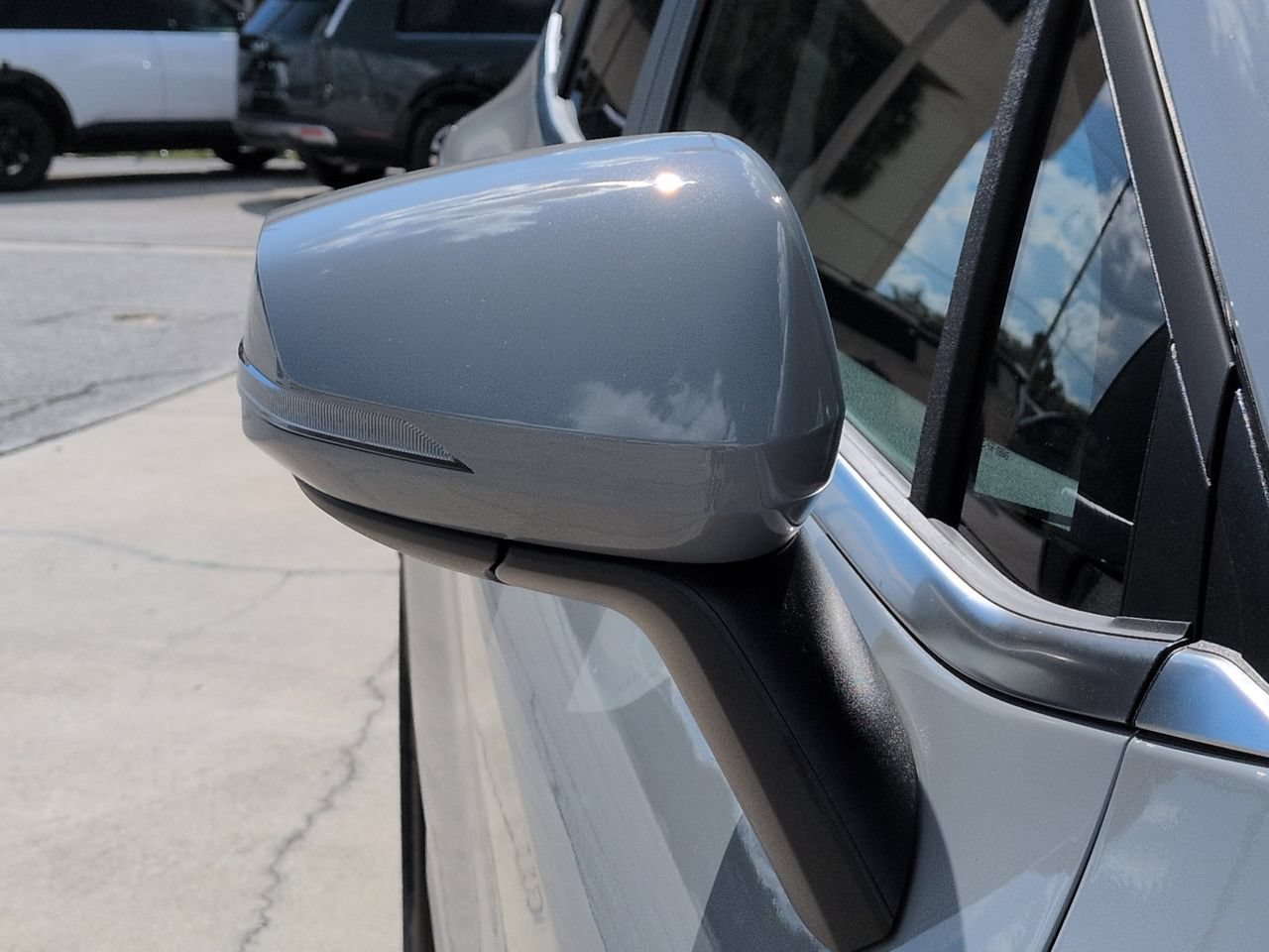 New 2027 Wolf Gray Kia EX image 12